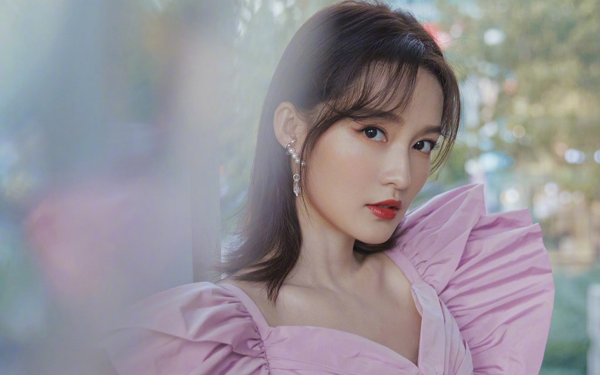 米兰体育官网-决赛精彩瞬间成为足球经典回忆，足球进入决赛